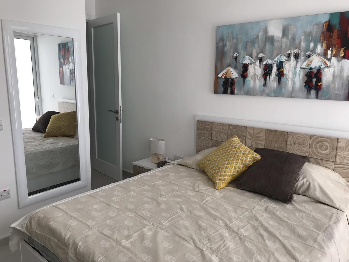 Centre Point Apartment San Ġiljan Extérieur photo
