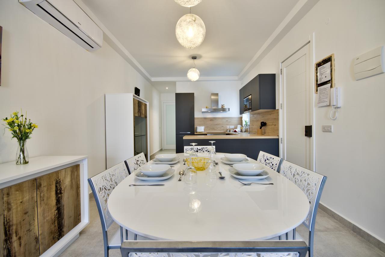 Centre Point Apartment San Ġiljan Extérieur photo